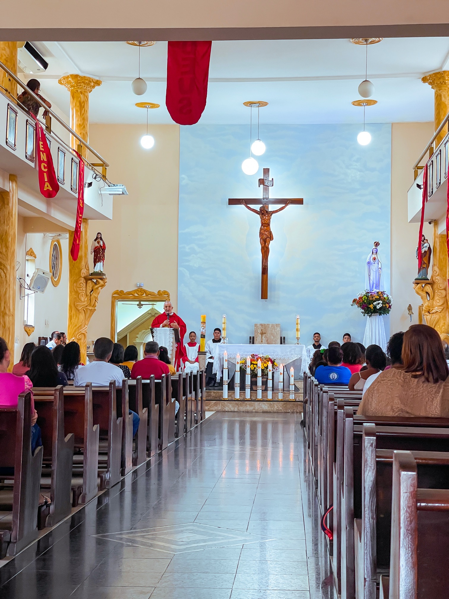 Leia mais sobre o artigo Domingo de Pentecostes, celebrado pelos cristãos em todo o mundo