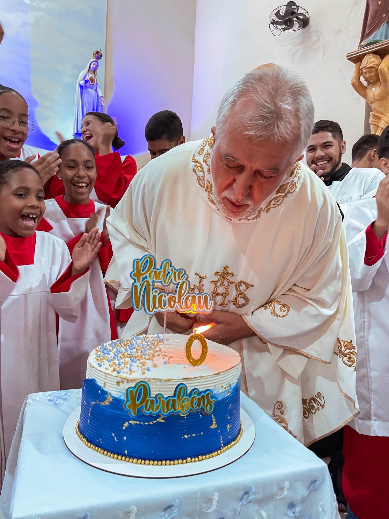 Leia mais sobre o artigo Missa de São Nicolau e aniversário de Pe Nicolau